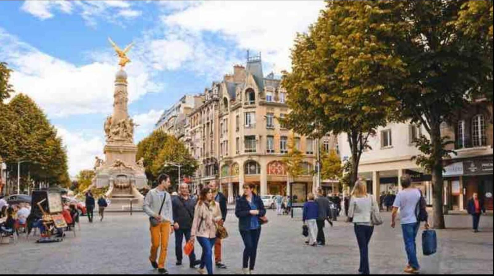 Ferienwohnung Coeur De Reims Logement Entier Exterior foto